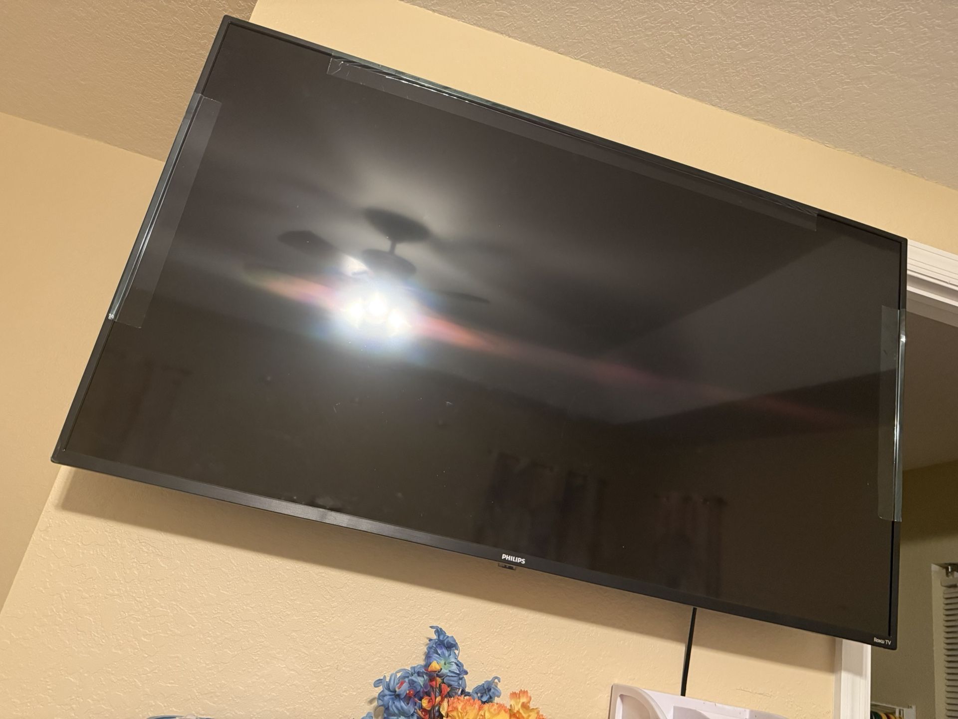 50” Philips Roku Tv