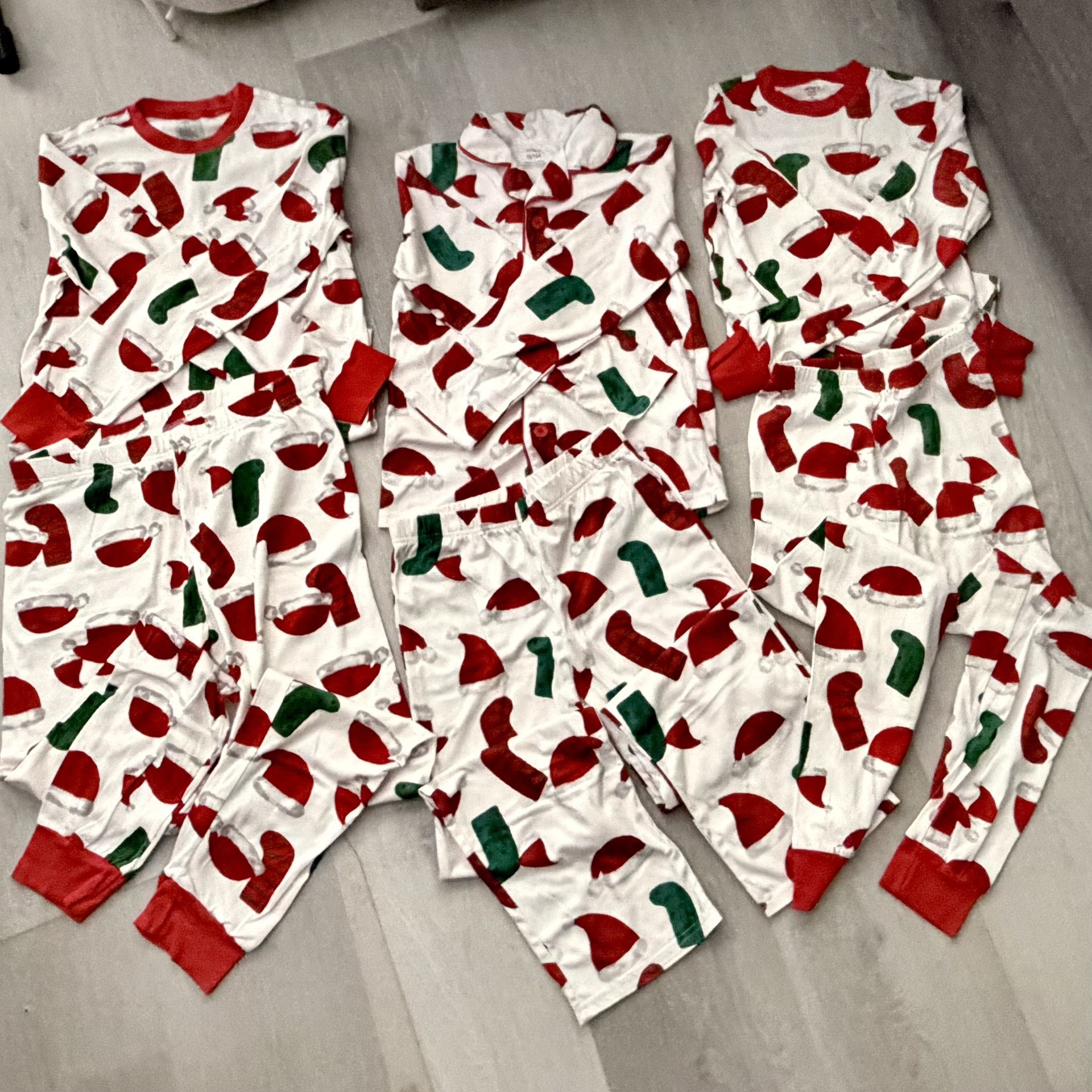 Adorable Matching Family Pajamas - Christmas / Hoiday