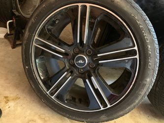 Mustang rim