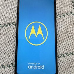 Motorola G7 5G Tracfone Network, Like New