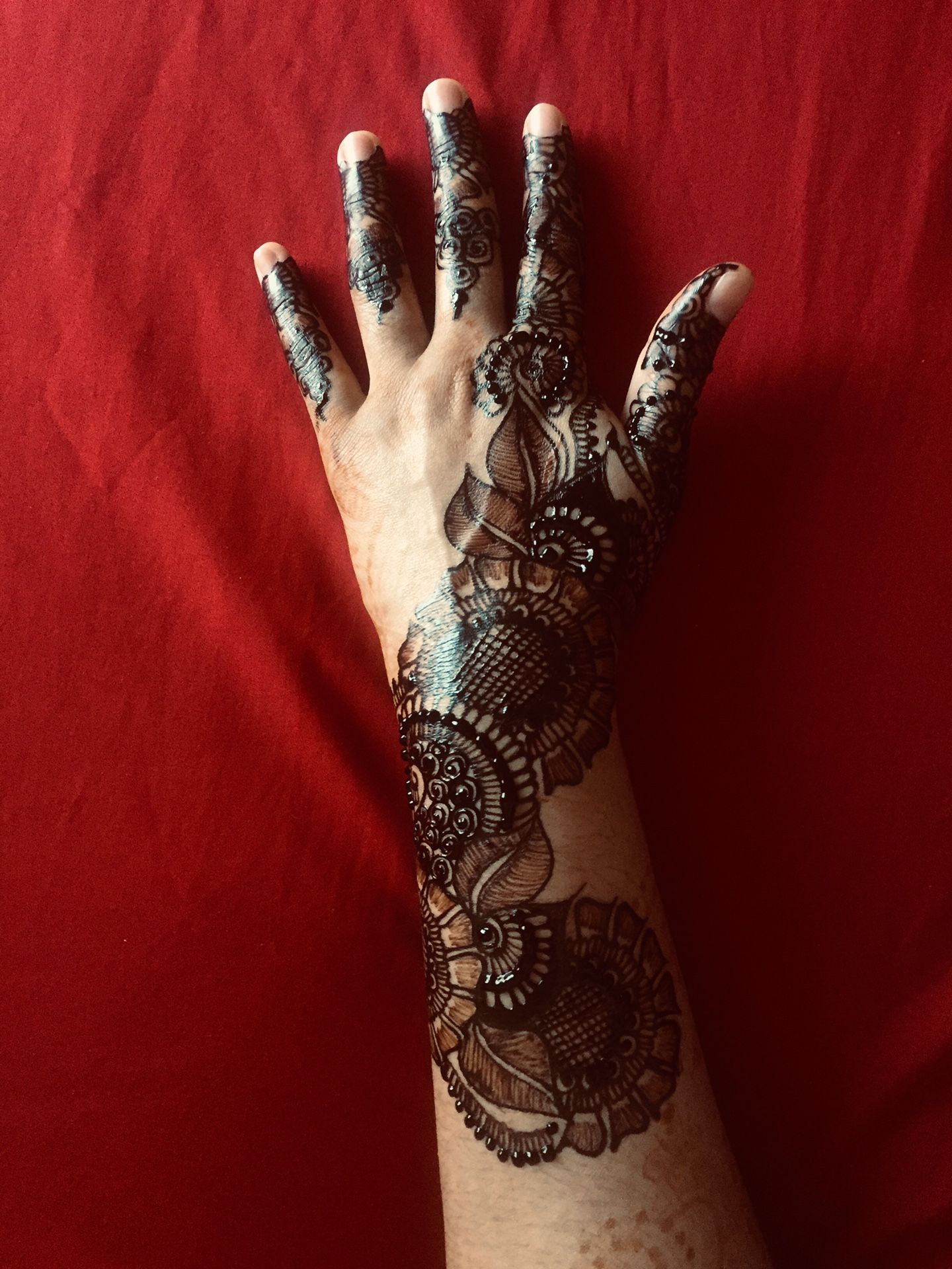 Henna design