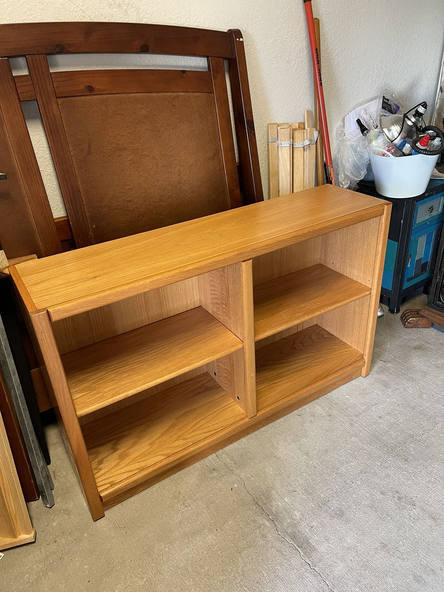 Shelf wood organizer