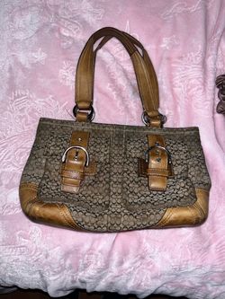 Coach Signature Canvas Shoulder Bag