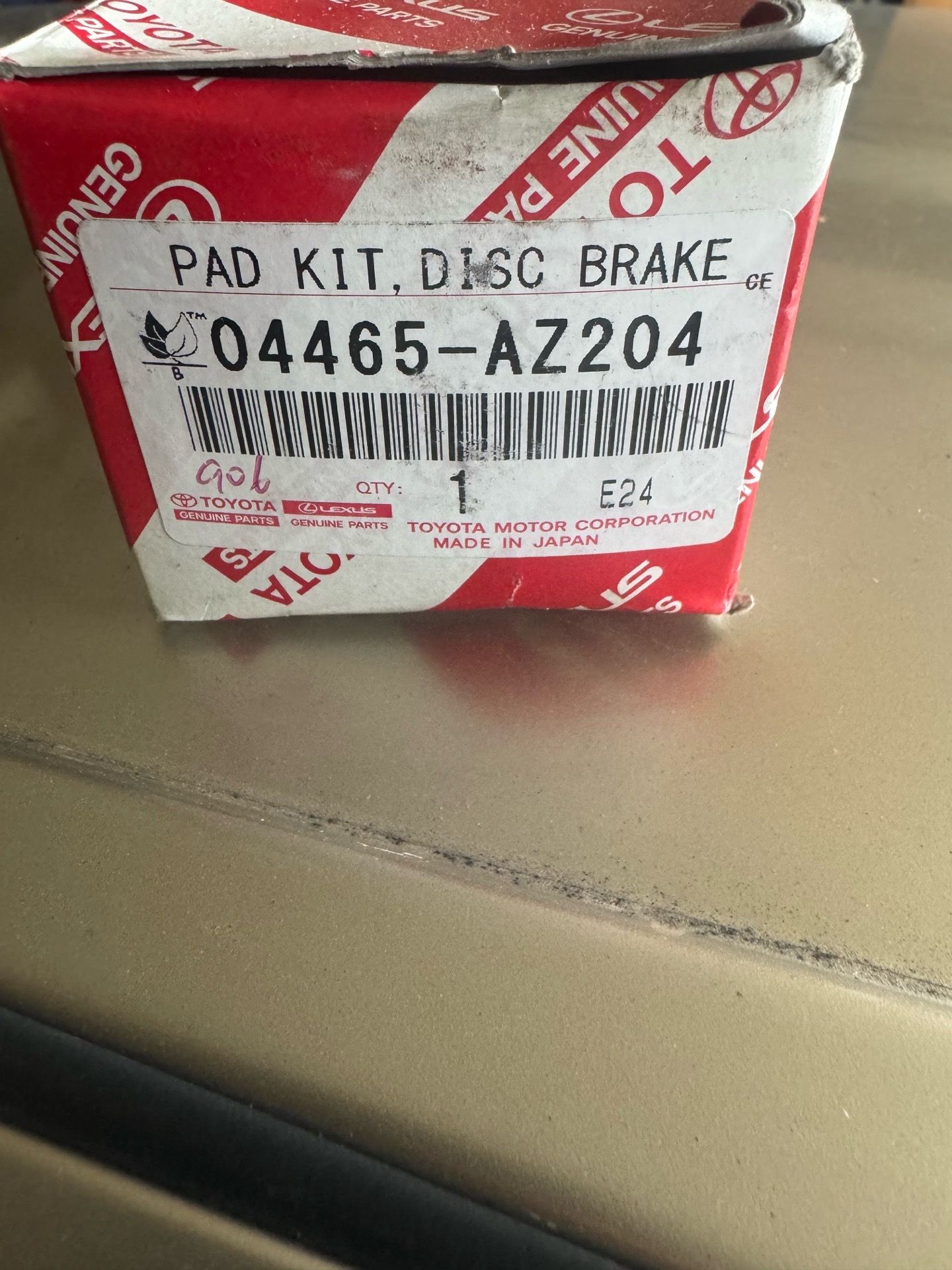 Toyota Genuine Brake Pads 04465 -AZ204