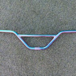 Oil Slick Throne Bars 