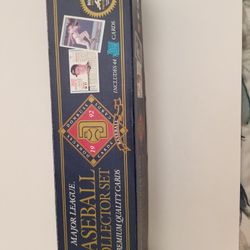 BASEBALL COLLECTOR SET