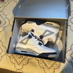 Jordan 4 Midnight Navy