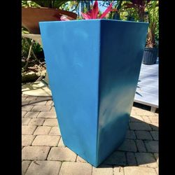 30” Turquoise Resin Planter/Pot: 15.25”W x 15.25”D x 29.75”H