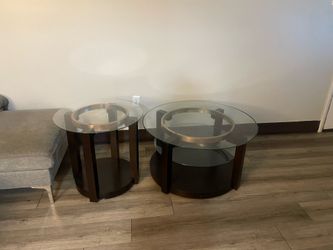 Coffee and end table set