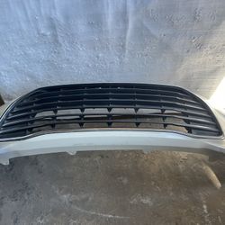2016-2018 Toyota Avalon Front Bumper Used