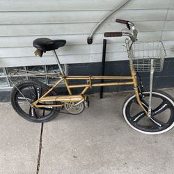 Vintage Bikes Make Reasonable Offer 