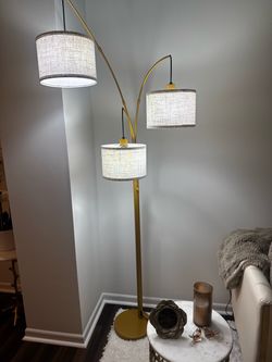 Three shade lamp