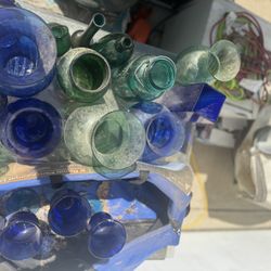 Set of 2 Cobalt Blue Vintage Vases - Wedding Decor - Party Decor - Floral Arrangements