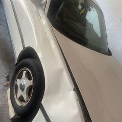 2005 Chevy Impala For Parts. 
