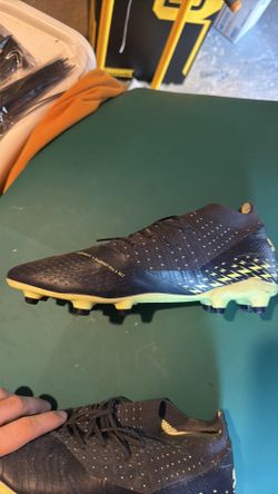 Puma Soccer shoes men’s