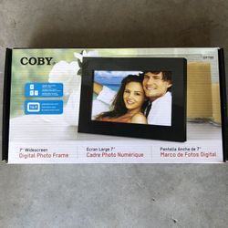 Coby 7 inch Wide Screen Digital Photo Frame