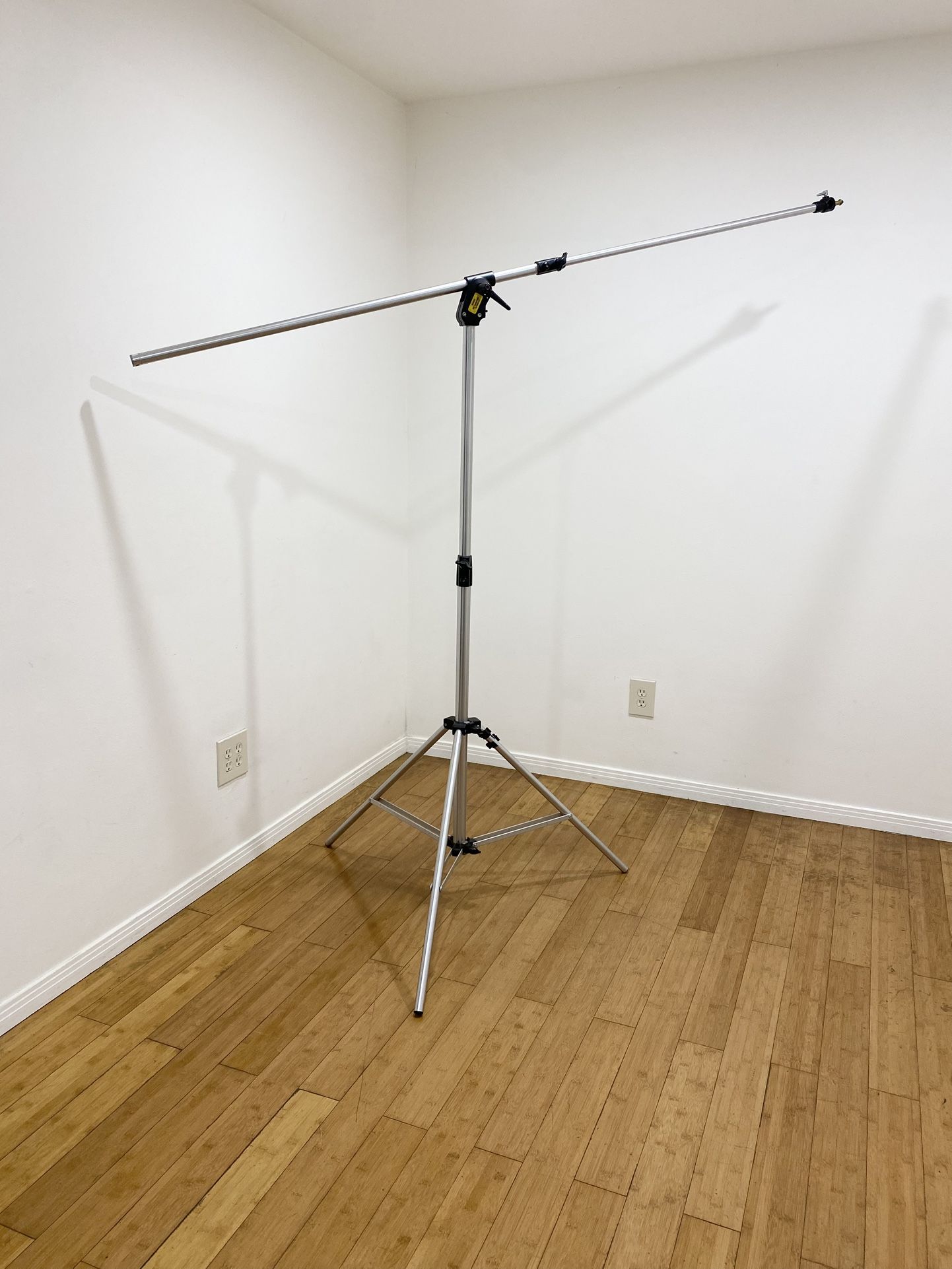 Manfrotto by Bogen Combi Boom Light Stand