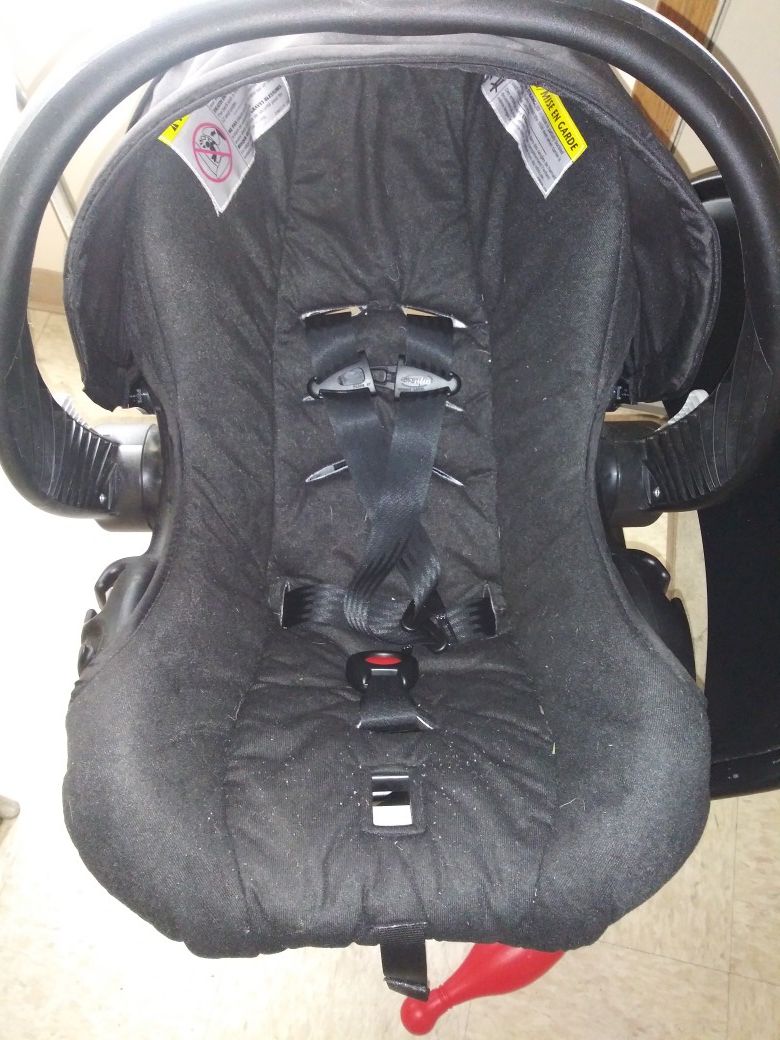 Evenflo Embrace 35 Pro Infant Car Seat w/ Base