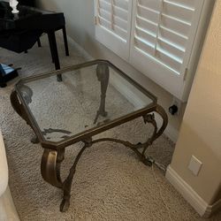 Kreiss Sofa, cocktail & End Tables