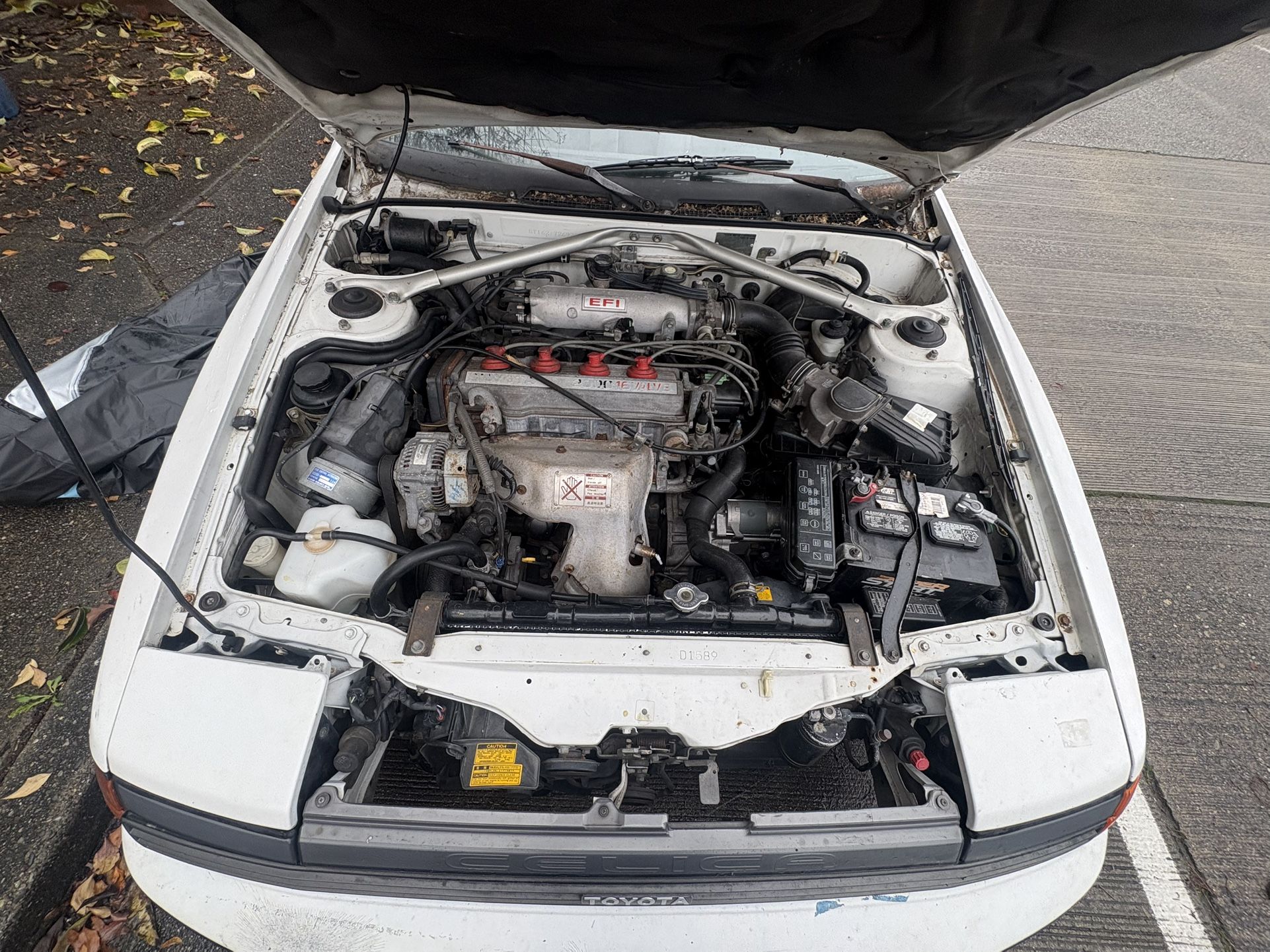 Toyota 2 L 3SFS Motor And Five Speed Transmission