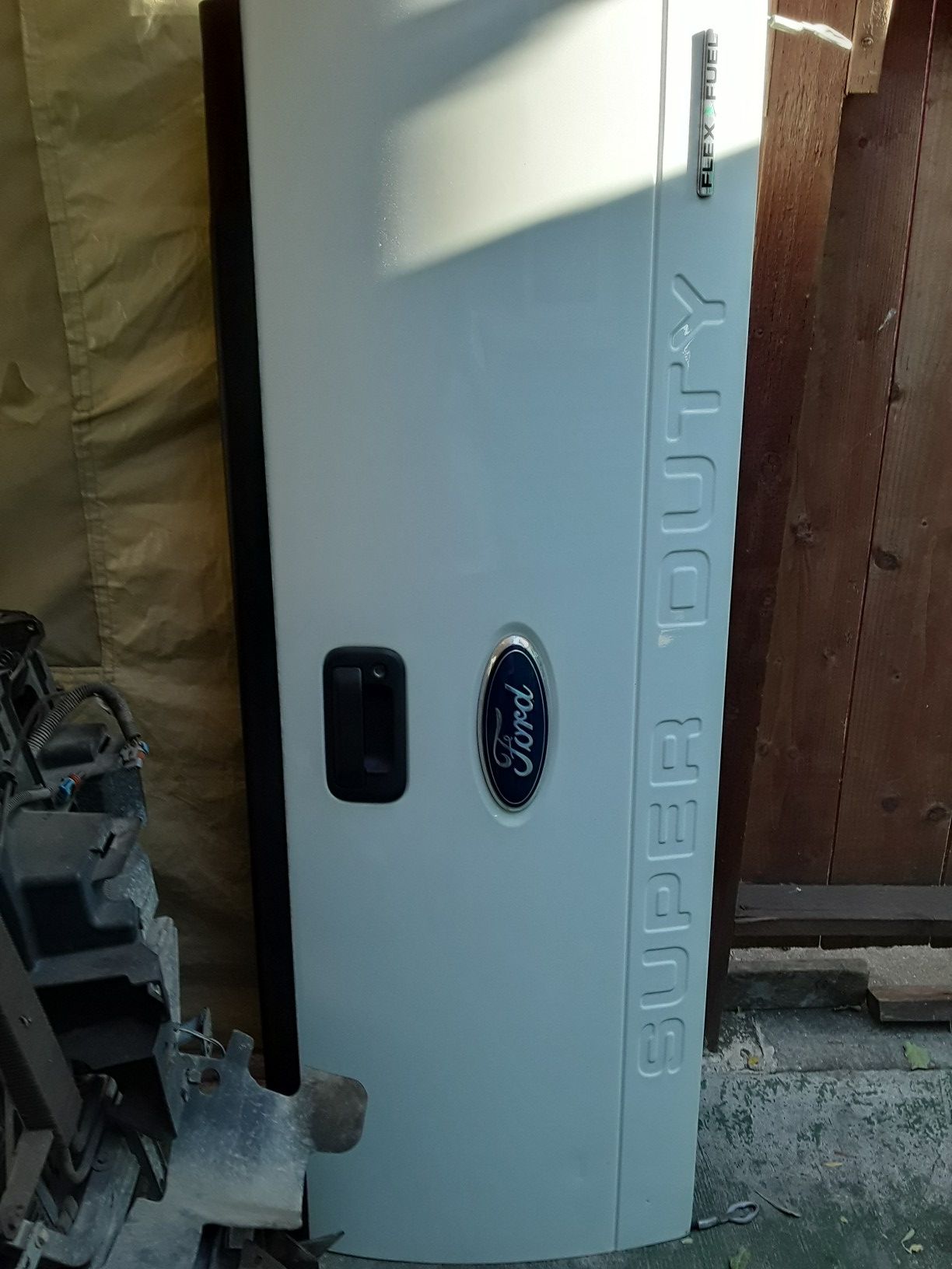 Ford super duty tailgate
