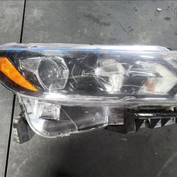Nissan Rogue Sport Headlight right Passenger Side 2019 2020 2021 2022 Part $190