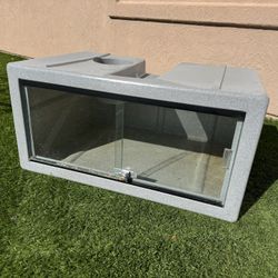 Vision Reptile Cage - Model 332 (half price) - $300