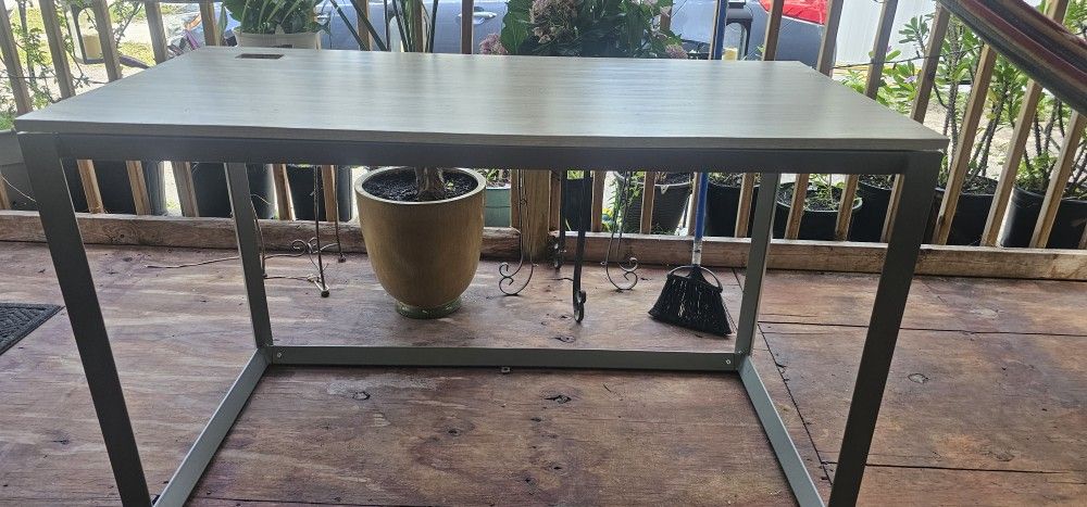 Corner Table Or Computer Table
