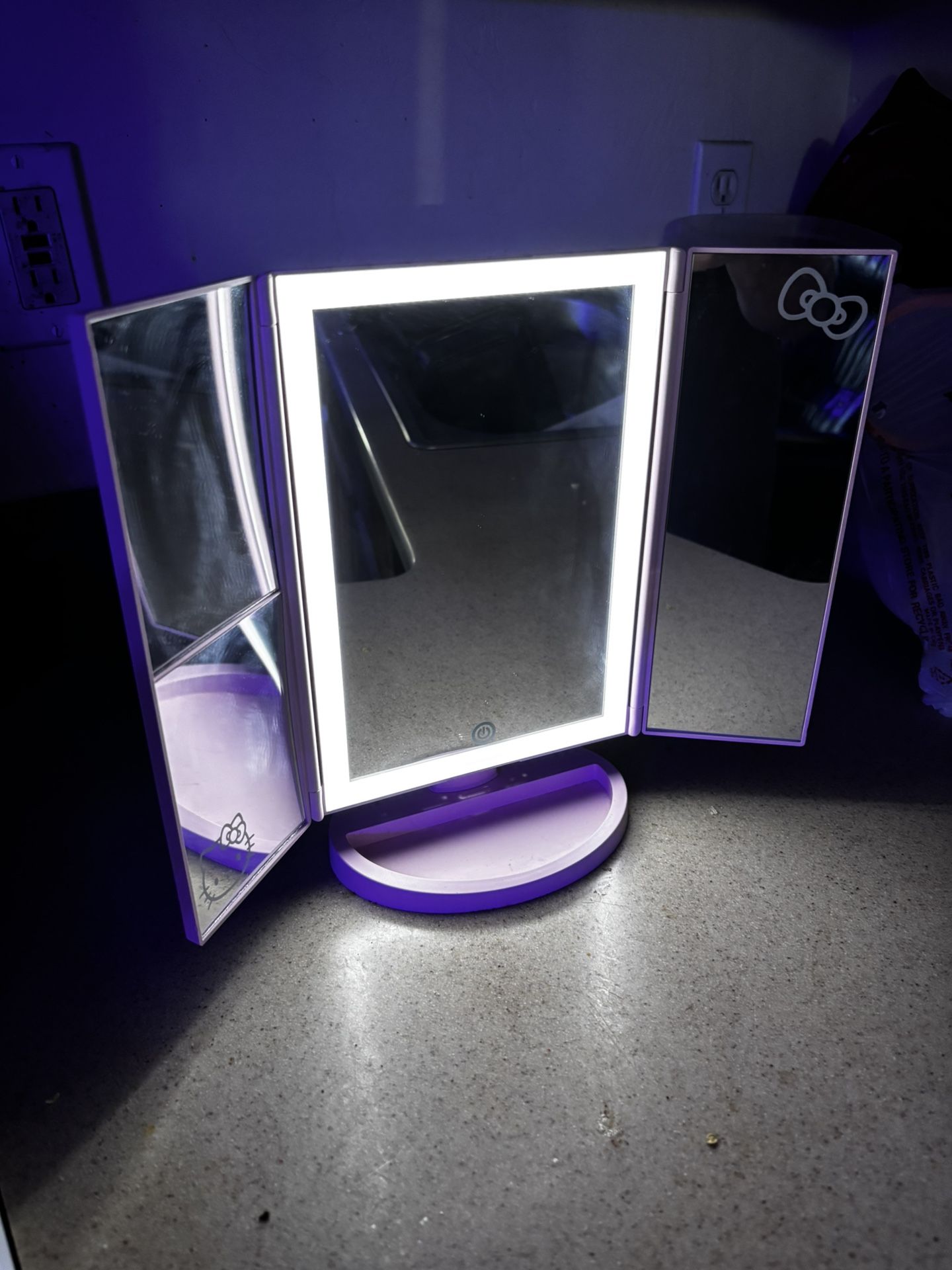 Hello Kitty Trifold LED Tri-Tone Impressions Makeup Mirror with Magnification