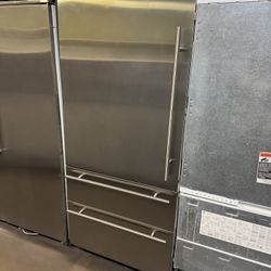 Viking 36” Stainless Steel Built In Refrigerator Double Freezer Drawer 