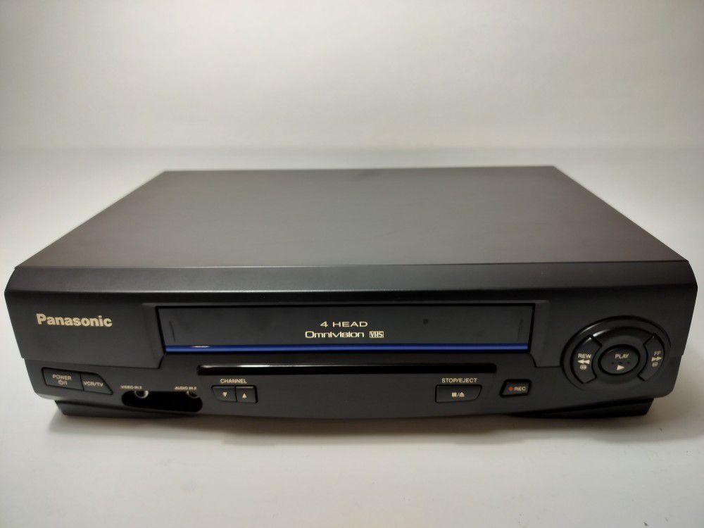 PANASONIC PV-V4022 4 Head Omnivision VHS VCR Player Recorder -No Remote (Works!)