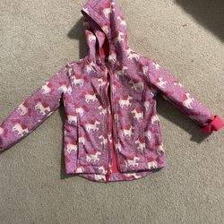 Like New girls size 5T Rain Jacket. Cat & Jack brand 