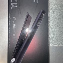 Royale Flat Iron 