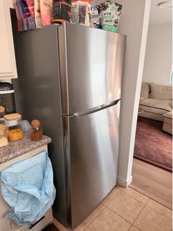 Insignia fridge