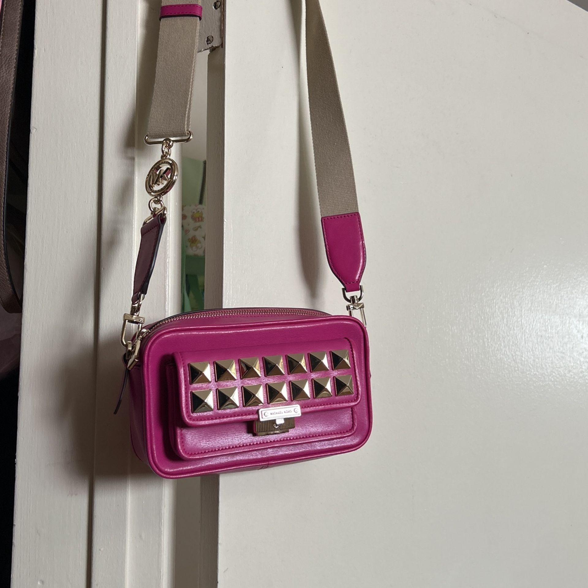 Pink MK