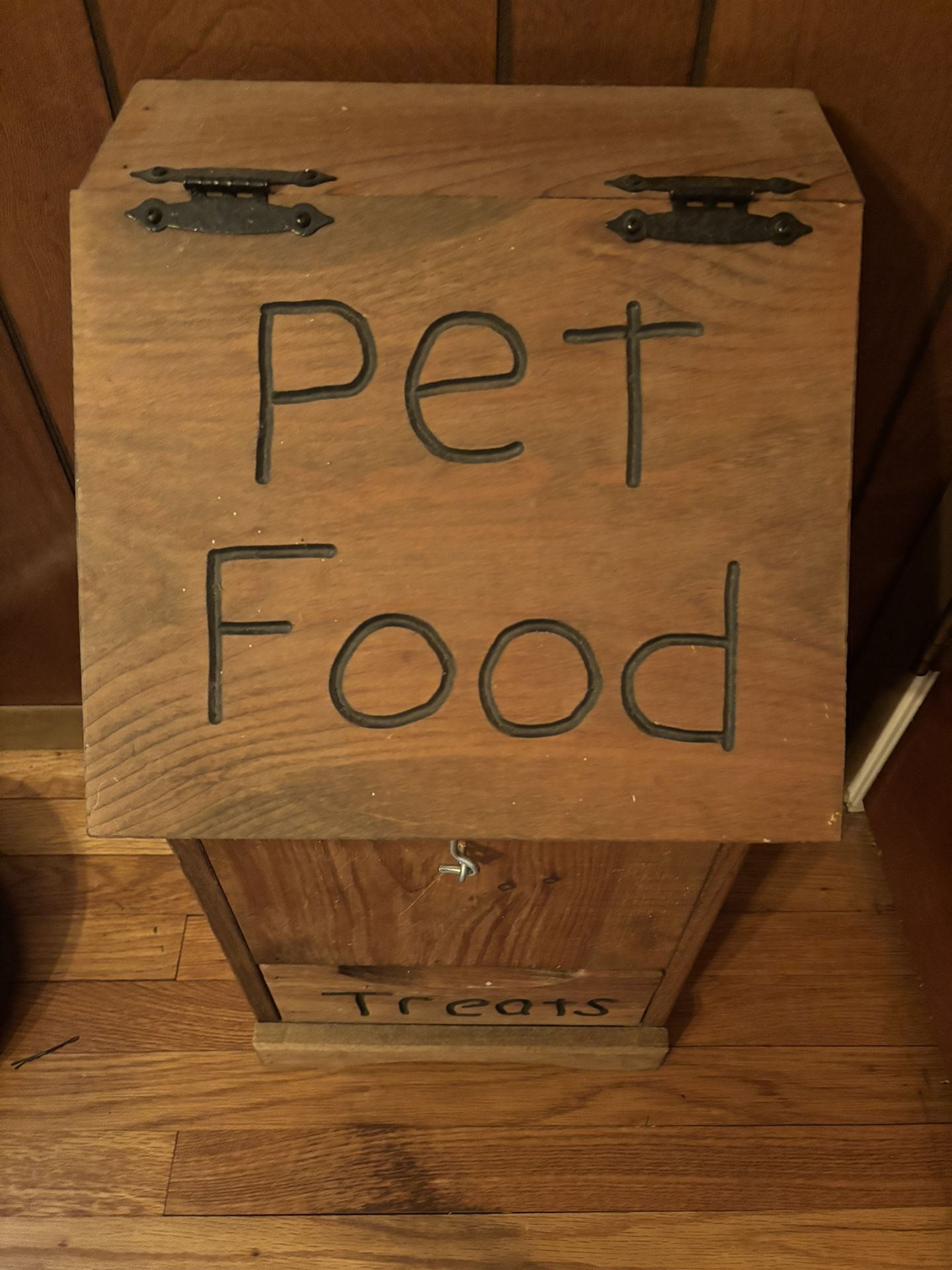 Pet Food Storage Container