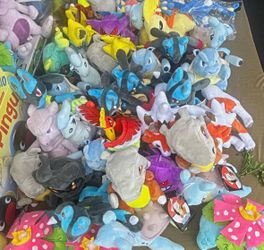 Pokémon plushy’s from Japan and Korea, 45 and a lot