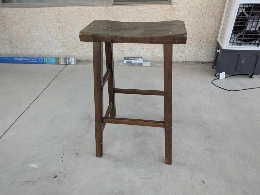 4 Bar Stools