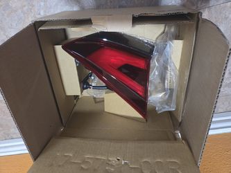 2017-2020 nissan rogue tail light driver side inner left CAPA