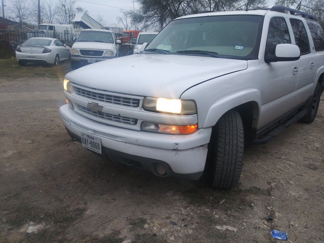 2002 suburban for parts