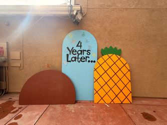 SpongeBob Theme Painted Wood Photo Booth Props