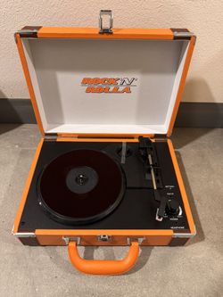 Record Player With Speaker