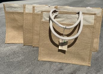 14“ X 14“ Straw/Thistle Bags With 6 Inch Bottom