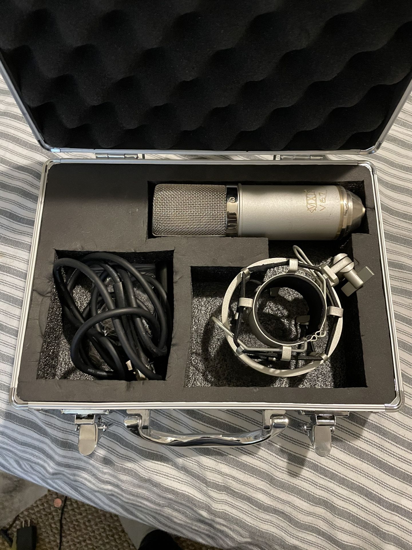 MXL67G Microphone And Misc. Pieces