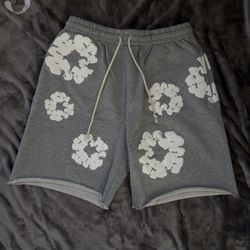 Denim Tears shorts Size LARGE 