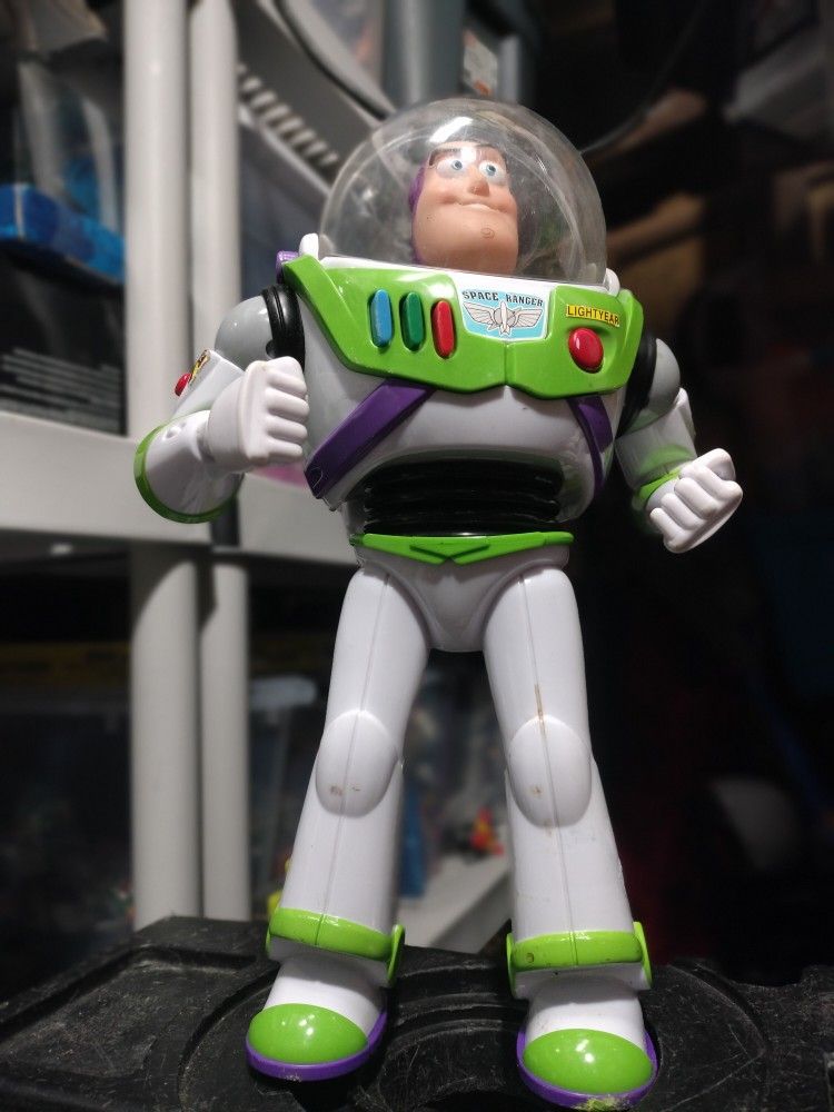 Buzz Light-year: 2 Infinity And Beyond  ( Clear Bin)