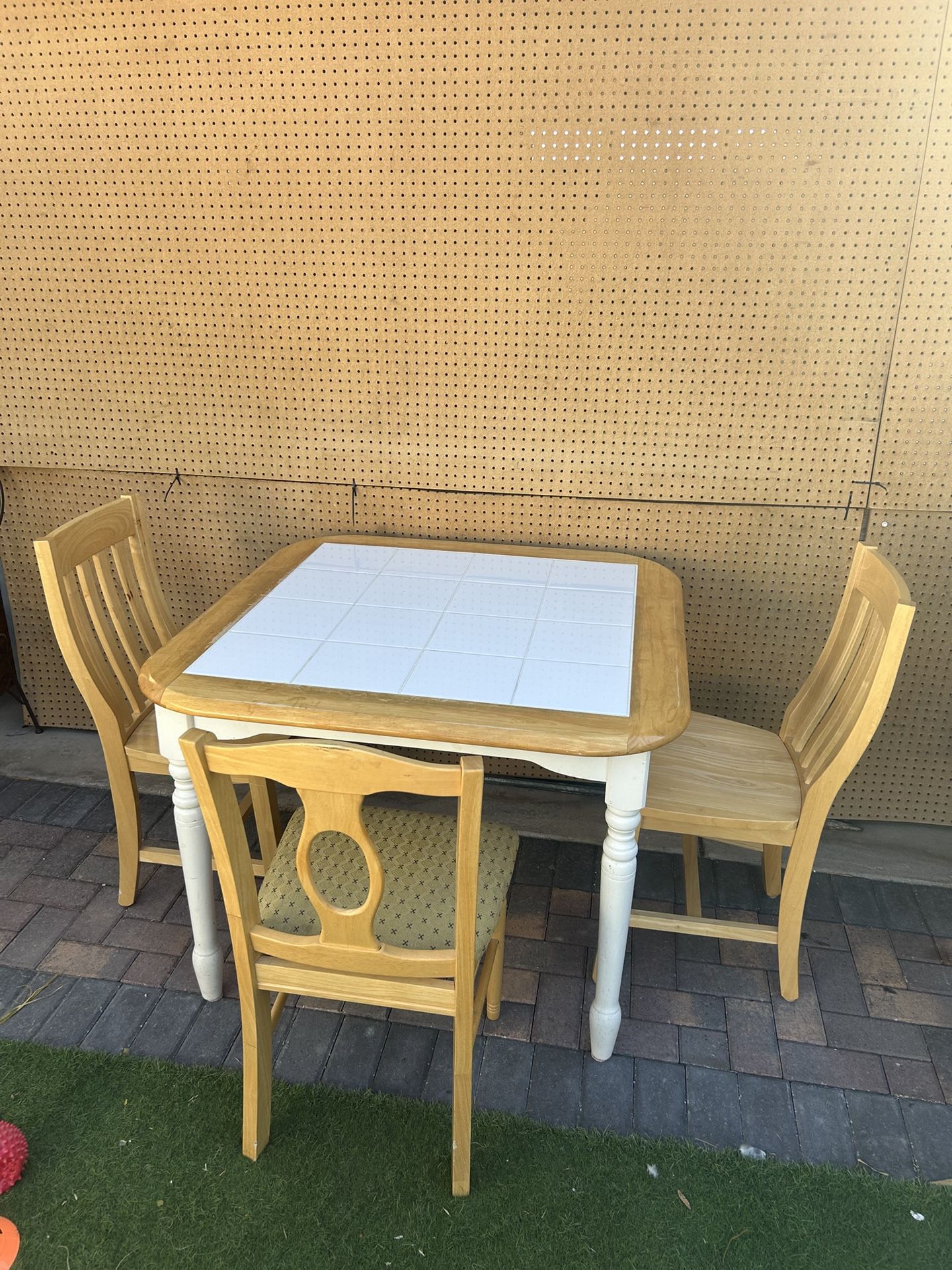 Small Dining Table With Chairs