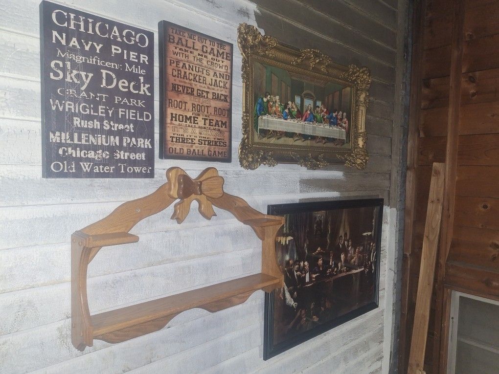 Beautiful Wood Wall Shelf With Carved Wooden Bow 