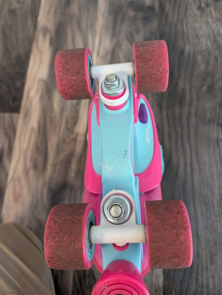 Roller Skates Size 4 US