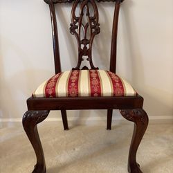 Antique Chippendale-Style Mahogany Accent Chair